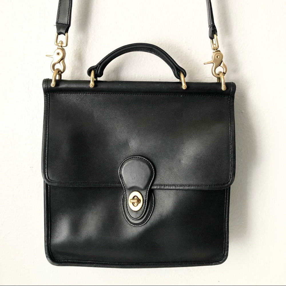 Coach Vintage Willis Bag in classic black leather with brass hardware